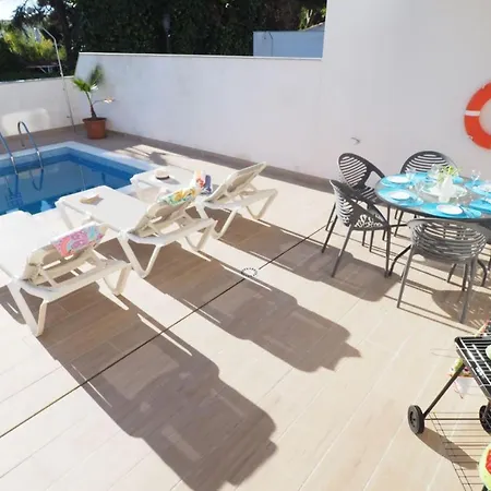 Vila Paradise - Catalina *